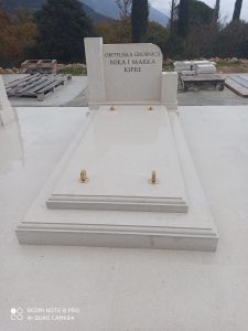Niko Kamen (76)